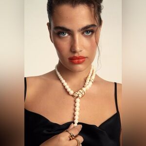 NWT Anthropologie Elongated Pearl Necklace, Gold and Pearl Layered Wrap Necklace